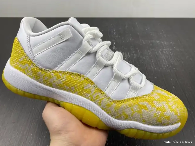Rep Husky Yellow Air Low WMNS Jordan 11 Snakeskin AH7860-107 0602